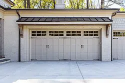 Metro Garage Door Repair Service Charlestown, IN 812-508-6933 - garage-doors-side